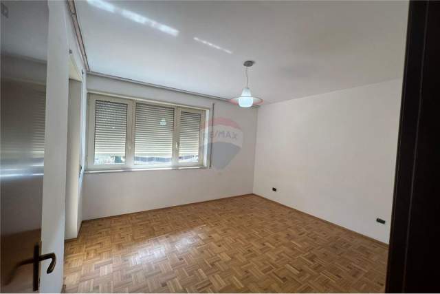 Tirane, shitet apartament 2+1+BLK Kati 6, 116 m² 240.000 Euro (Stadiumi Qemal Stafa)