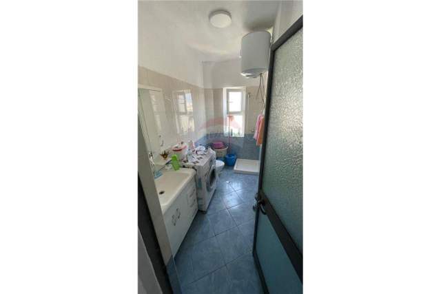 Tirane, jepet me qera apartament 2+1+BLK Kati 8, 95 m² 480 Euro (Don Bosko)