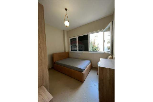 Tirane, jepet me qera apartament 2+1+A+BLK 103 m² 600 Euro