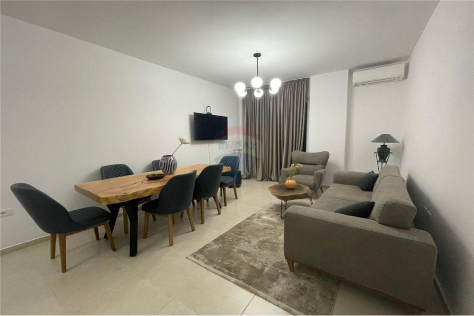 APARTAMENT 2+1 ME QIRA, MYSLYM SHYRI
