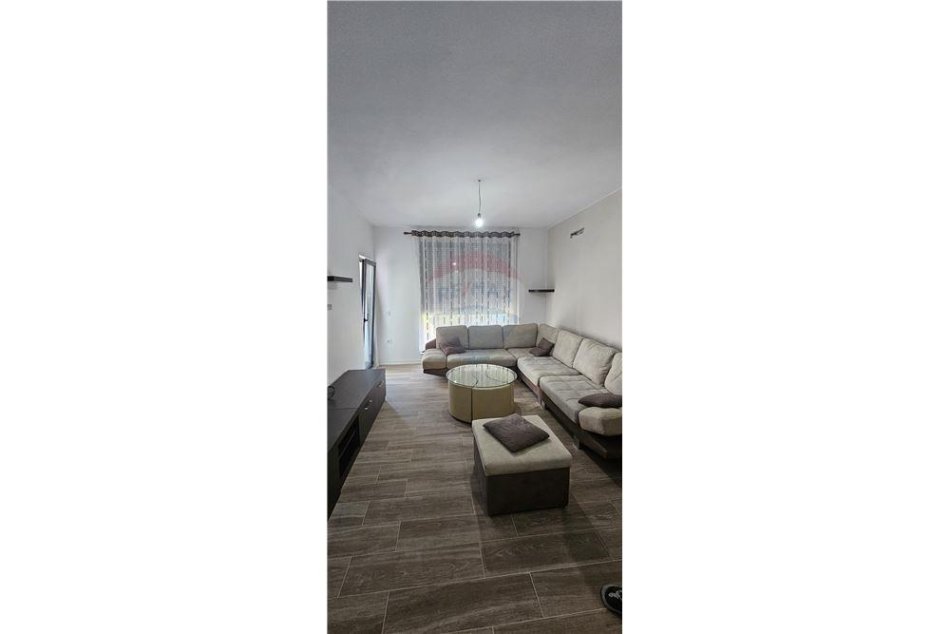 jepet me qera apartament 2+1 Kati 5, 70 m² 450 € (xhanfize keko)