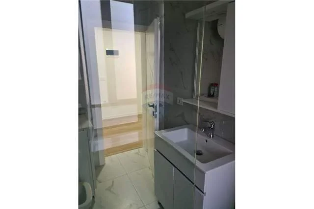 Tirane, jepet me qera apartament 1+1 Kati 2, 60 m² 500 Euro