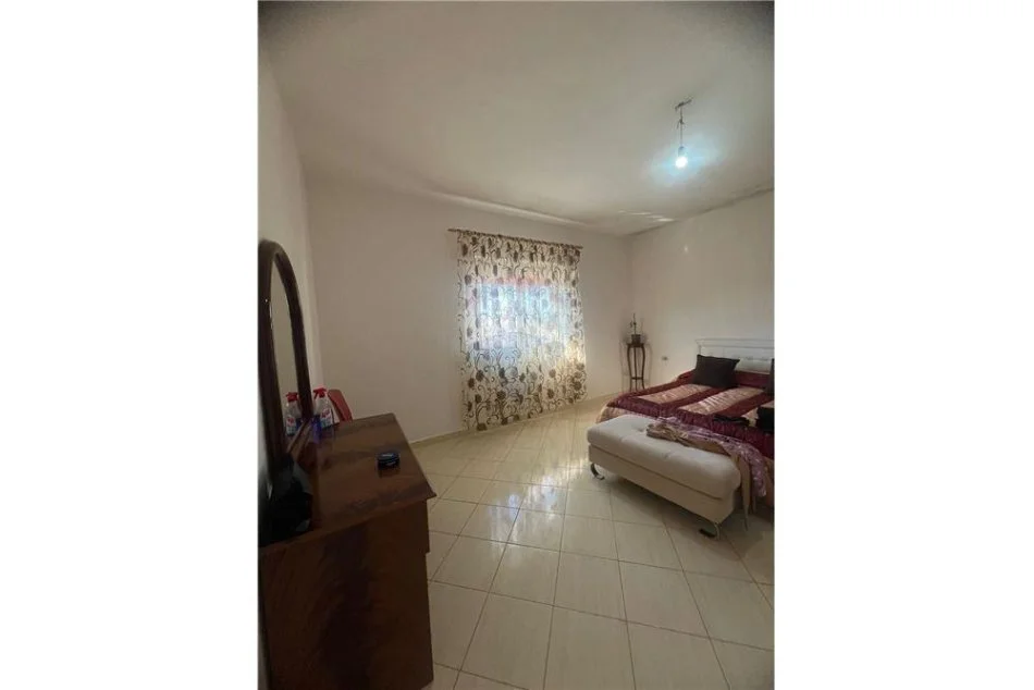 Vlore, shes shtepi 2+1+BLK 124 m² 160.000 Euro (Pus Mezin, Vlore)