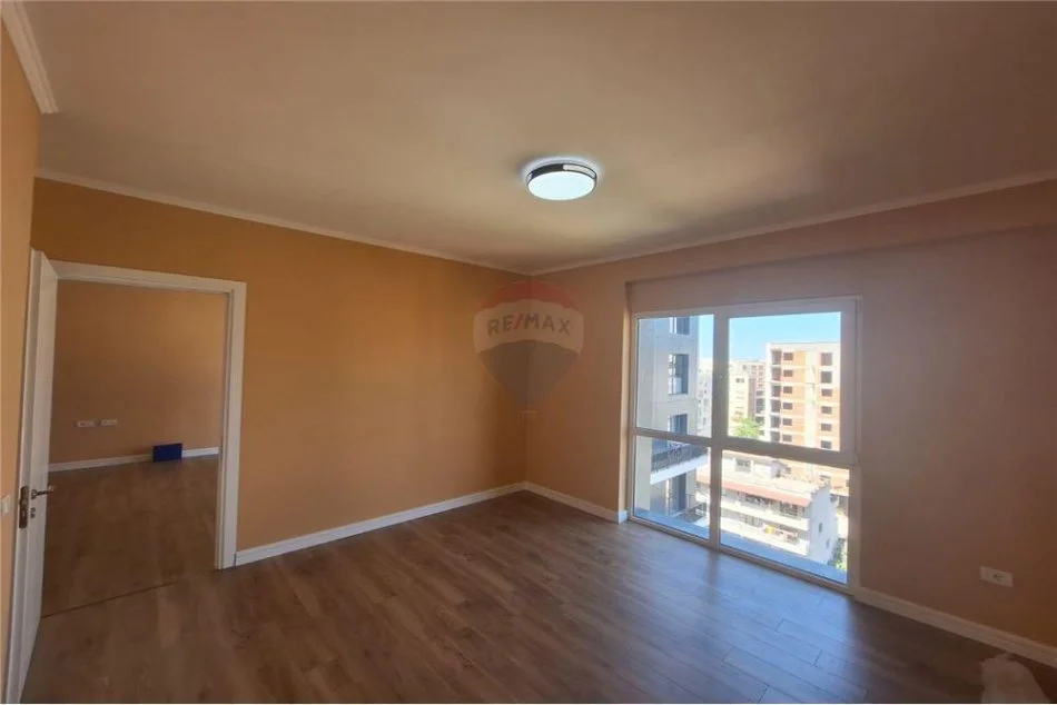 Apartament me qira 2+1+2 tek Rruga 5 Maji