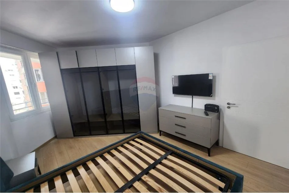 Tirane, shitet apartament 1+1 Kati 4, 72 m² 99,000 € (Rr. Mikel Maruli - Astir-Bar Artisti - Astir, Albania)