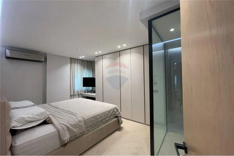 Tirane, shitet apartament 2+1 Kati 2, 97 m² 265.000 € (Skender Luarasi - Komuna e Parisit, Shqipëri)