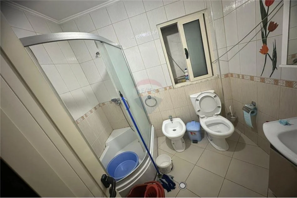 Tirane, jepet me qera apartament 2+1 Kati 6, 87 m² 119.000 € (Rruga Ali Demi - Perballe shkolles Kushtrimi Lirise)