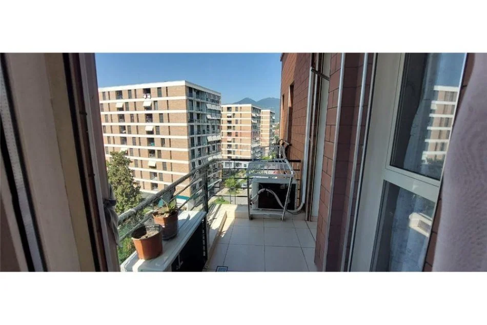 Tirane, jepet me qera apartament 2+1 Kati 6, 85 m² 550 € (don bosko)