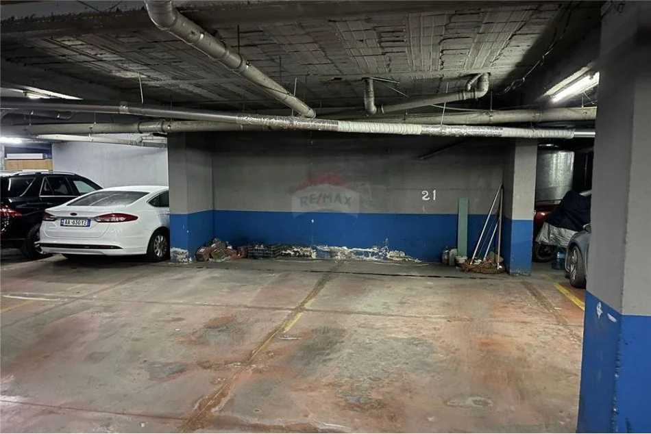 Tirane, jepet me qera apartament 2+1 Kati 8, 124 m² 600 € (Kompleksi Vizion+ - Don Bosko,)