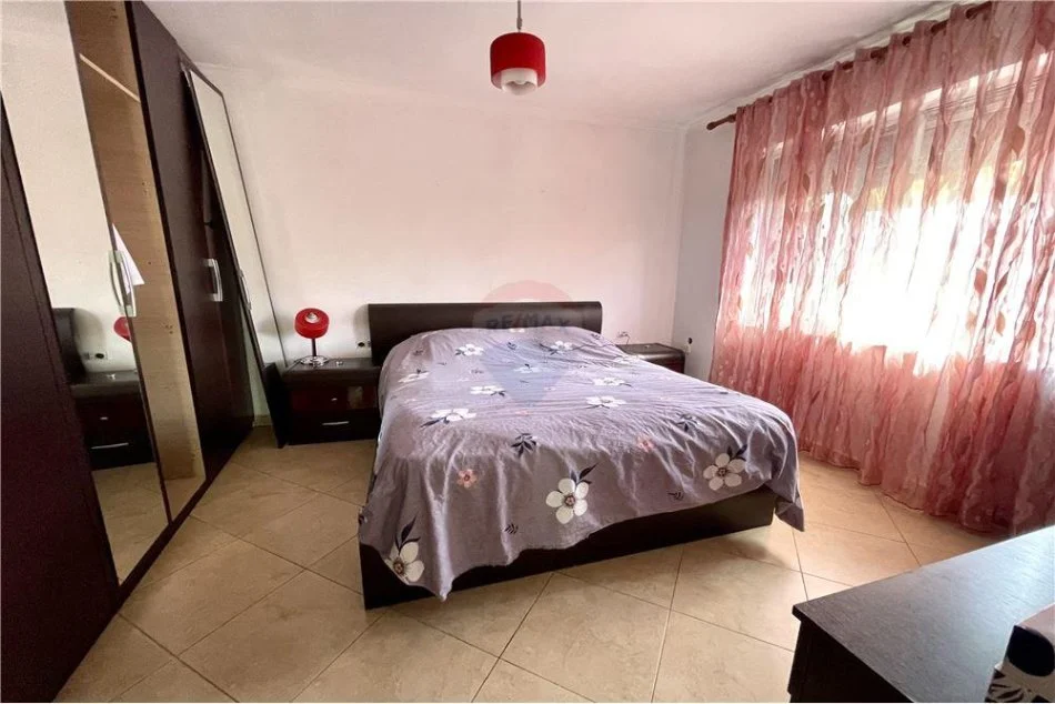 Tirane, shitet apartament 2+1 Kati 5, 59 m² 95.000 € (Pediatria - Rruga Kongresi i Manastirit)