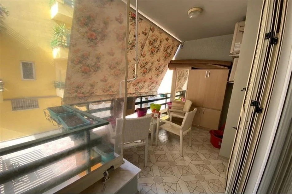 Tirane, jepet me qera apartament 2+1 Kati 2, 95 m² 700 € (Apartament 2+1+ post parkimi tek Liqeni)