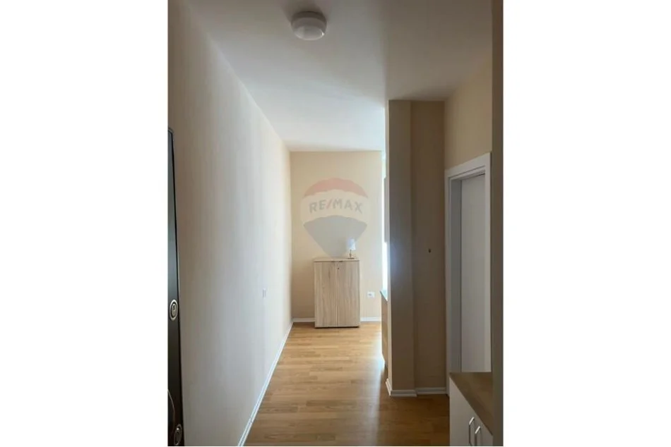 shitet apartament 1+1+Aneks+Ballkon , 70 m² 140.000 € (Komuna e Parisit - Eleonora,)