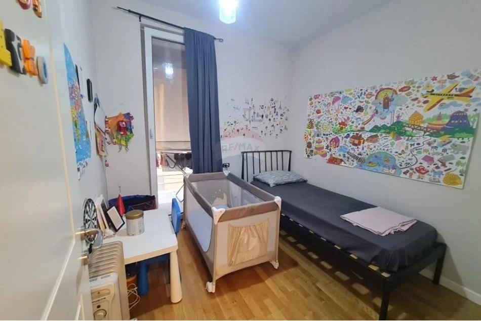 Tirane, shitet apartament 2+1+Aneks+Ballkon , 100 m² 220.000 € (Xhamlliku,)