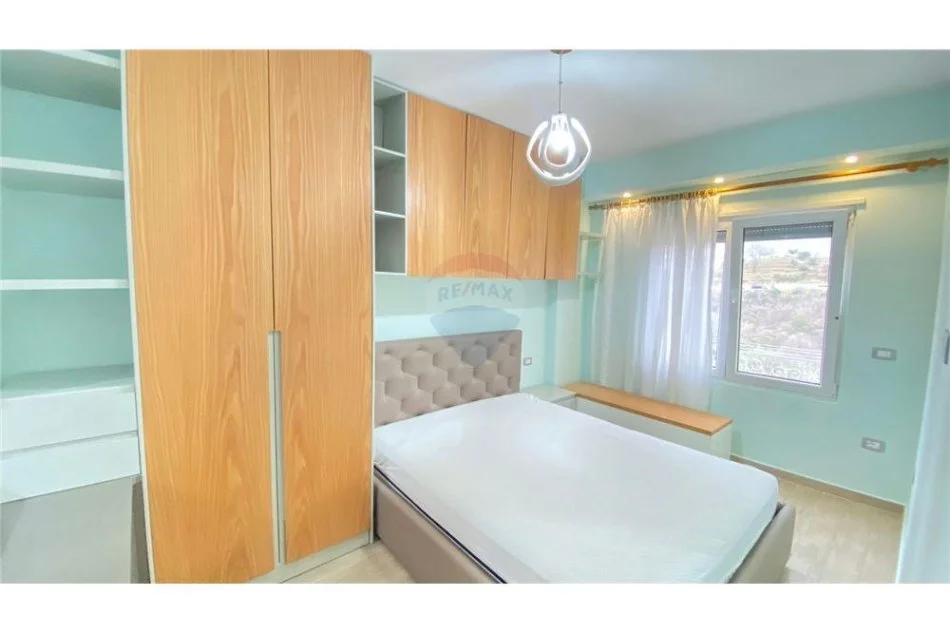 Tirane, jepet me qera apartament 2+1 , 70 m² 500 € (Apartament me qira 2+1 tek "Kodra e Diellit ")