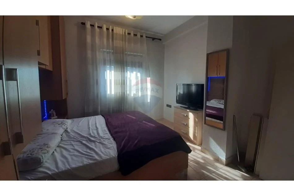 Tirane, jepet me qera apartament 2+1 Kati 6, 67 m² 550 € (Brryli)