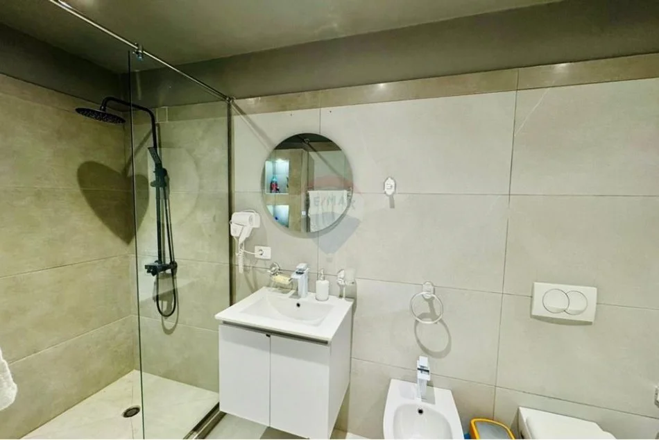 Tirane, jepet me qera apartament 1+1+Aneks+Ballkon Kati 2, 104 m² 650 € (Rezidenca Kodra e Diellit)