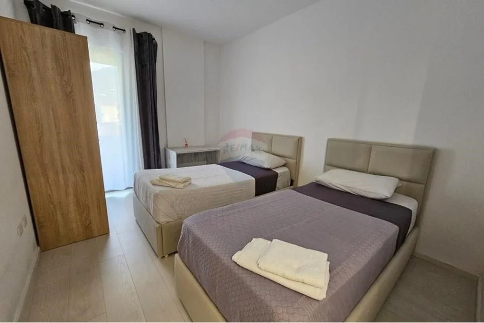 Tirane, jepet me qera apartament 2+1 Kati 2, 95 m² 600 € (Apartament 2+1 per qira tek Tower Bridge 3!)