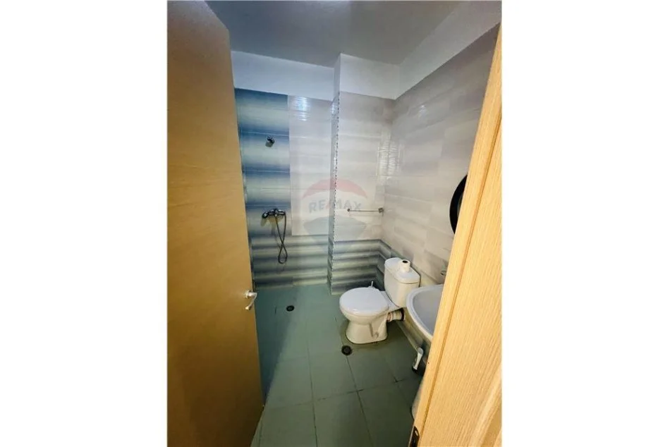 Tirane, jepet me qera apartament 2+1+Ballkon , 102 m² 600 € (Kopshti Botanik - Kopshti Botanik, Shqipëri)