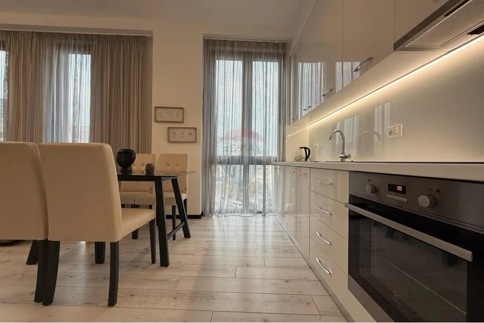 Tirane, jepet me qera apartament 2+1 , 98 m² 1.500 € (Stadiumi Qemal Stafa - Gjuhët e Huaja, Shqipëri)