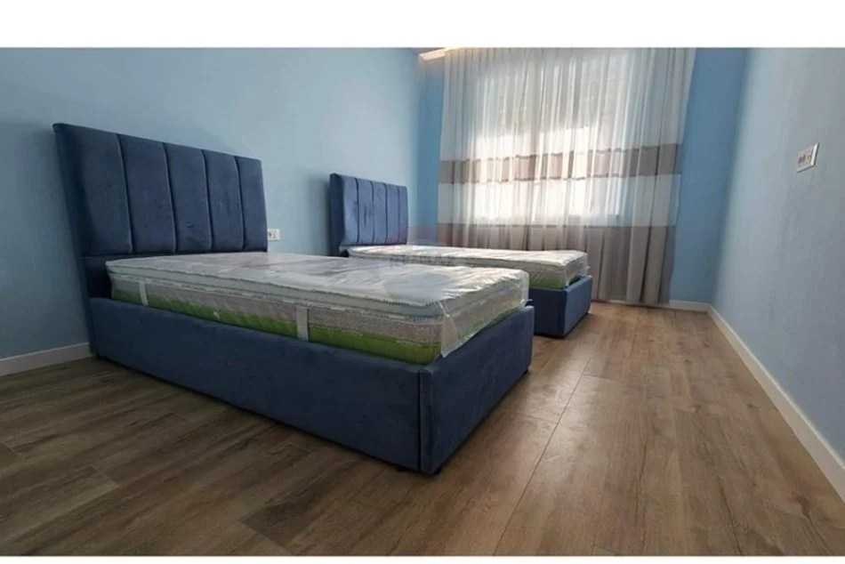 Tirane, shitet apartament 2+1 Kati 1, 62 m² 140.000 € (Tregu i Madh - Rruga 5 Maji,)