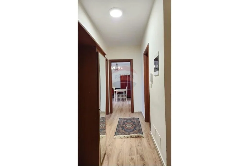 Tirane, shitet apartament 2+1 Kati 3, 120 m² 150.000 € (Rruga PETI - Liqeni i Thatë)
