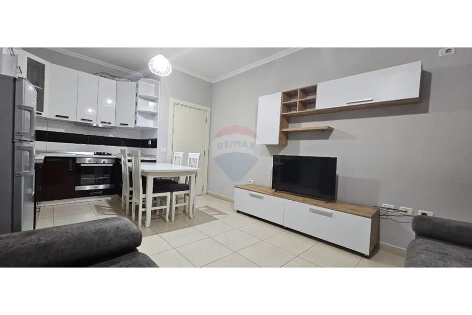 Tirane, jepet me qera apartament 1+1 , 65 m² 450 € (Astir, Shqipëri)