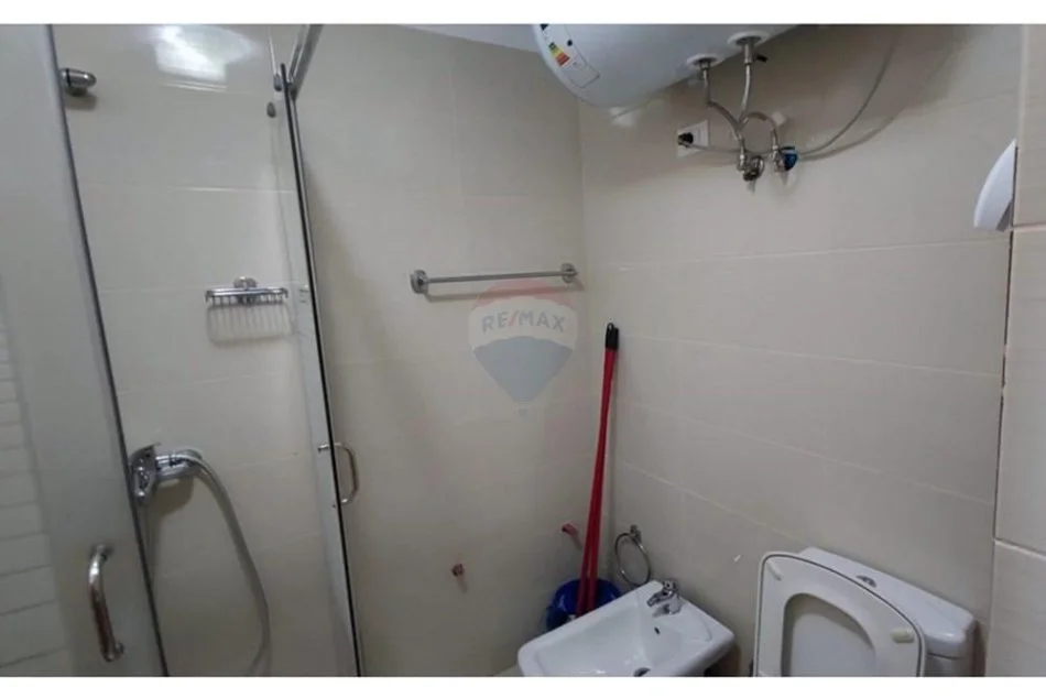 Tirane, jepet me qera 2+1 Kati 5, 97 m² 550 € (Pazari i Ri, Shqipëri)