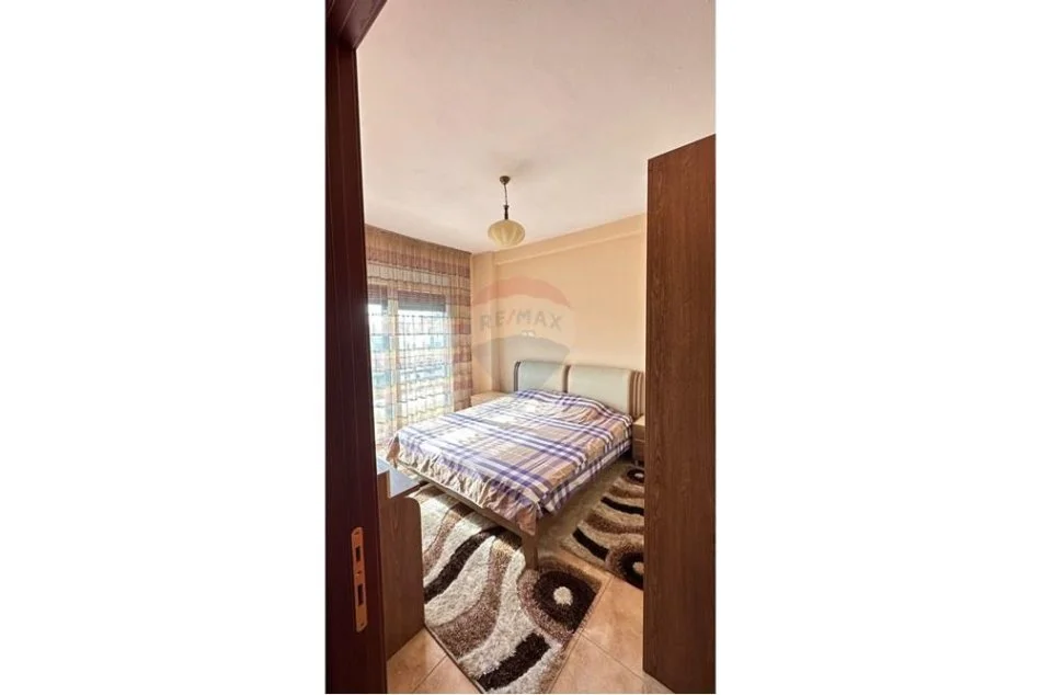 Tirane, jepet me qera apartament 2+1 Kati 5, 82 m² 700 € (Zogu i Zi, Shqipëri)