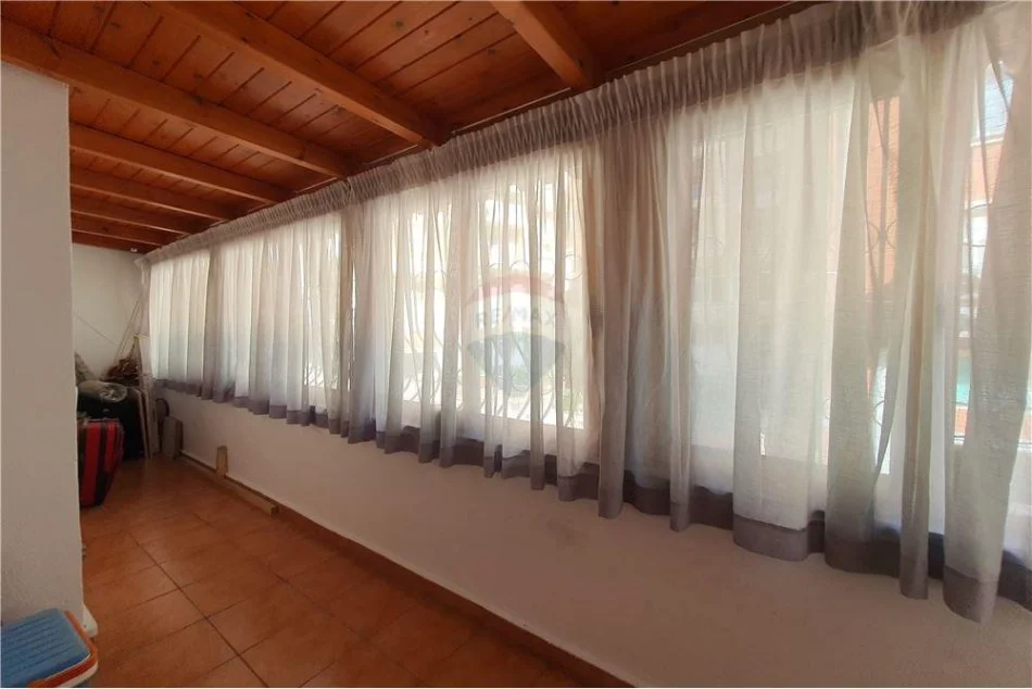 Tirane, jepet me qera apartament 2+1+Ballkon Kati 2, 108 m² 700 € (Myslym Shyri)