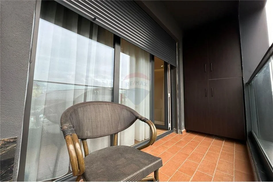 Tirane, jepet me qera 2+1+Ballkon Kati 5, 115 m² 1.200 € (Komuna e Parisit)