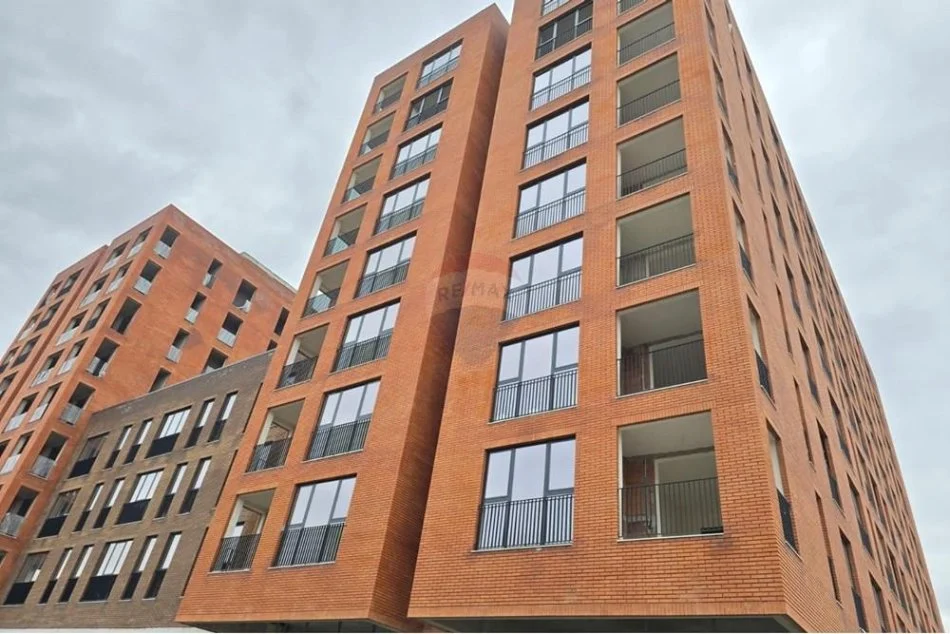 Tirane, shitet apartament 2+1+Ballkon Kati 4, 109 m² 158.000 € 