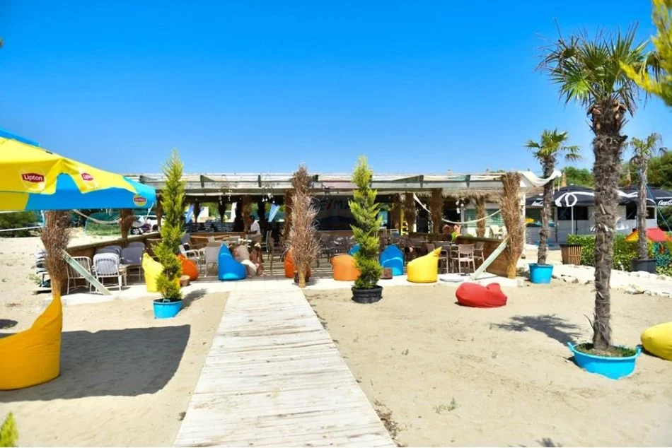 Vlore, shitet bar-resorant Kati 0, 5.000 m² 45.000 € (Zvernec)