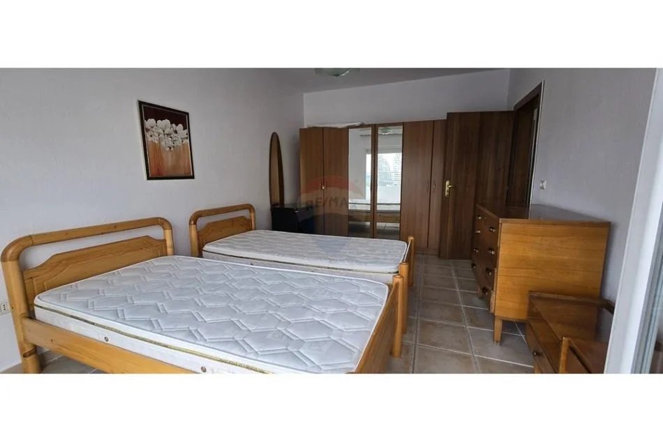 Tirane, jepet me qera apartament 1+1 Kati 4, 550 € 