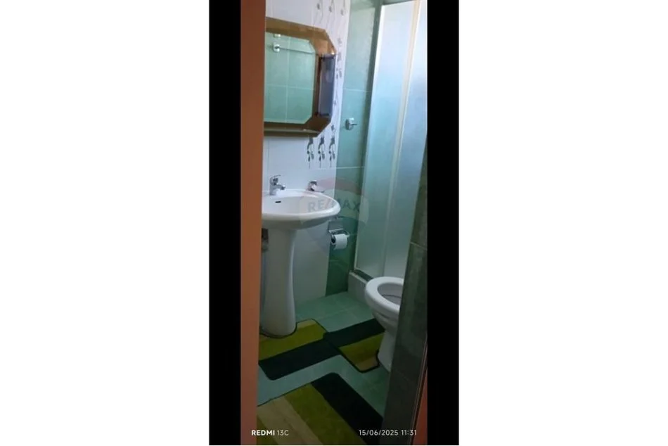 Tirane, jepet me qera apartament 2+1 Kati 3, 73 m² 500 € (rruga irfan tomini)