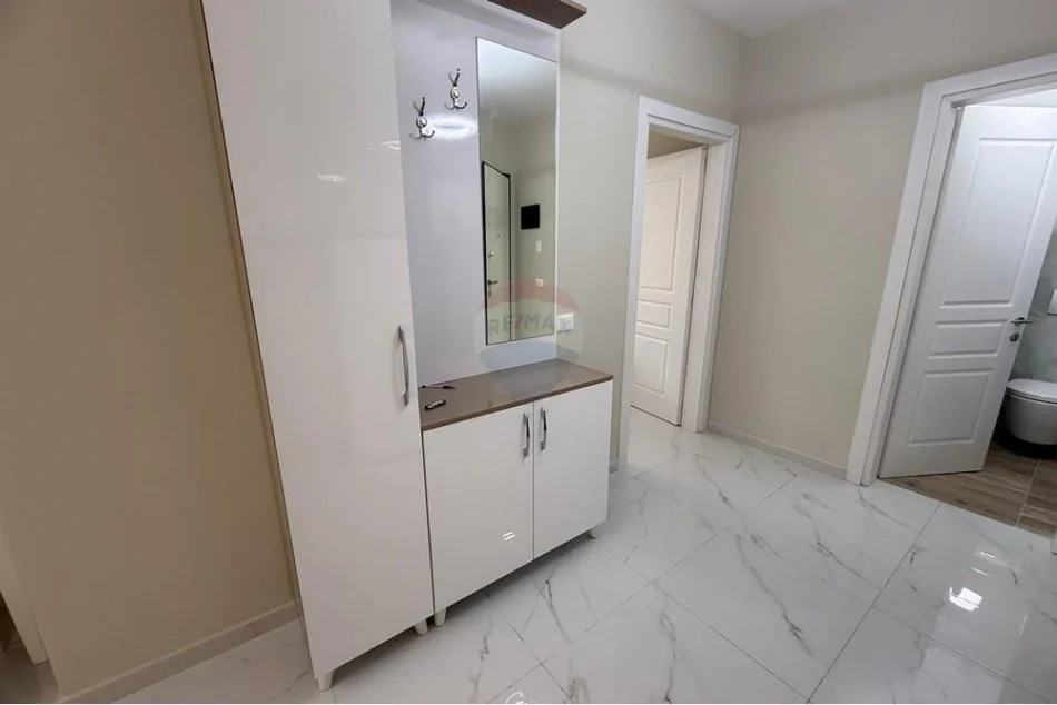 Tirane, jepet me qera apartament 1+1 , 70 m² 600 € (rruga haxhi hysen dalliu)