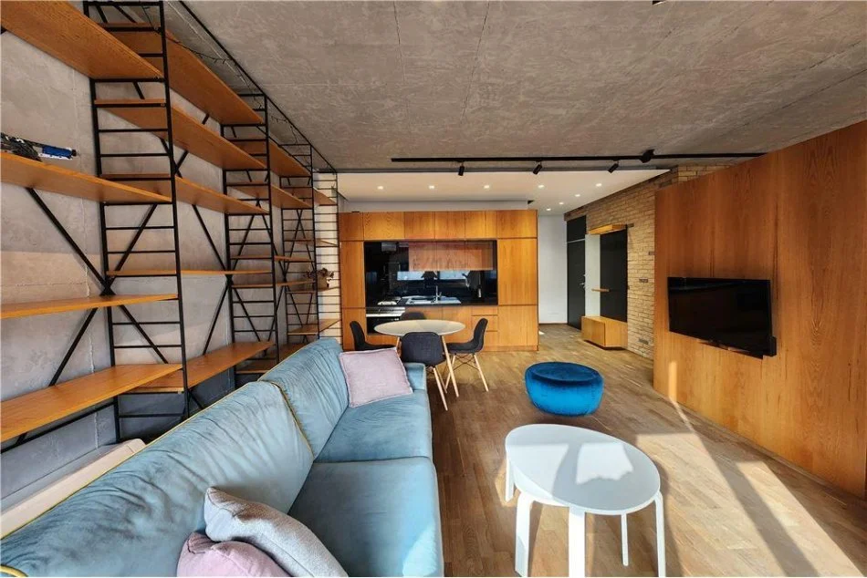 Tirane, jepet me qera 1+1 Kati 4, 65 m² 550 € (liqeni i thate)