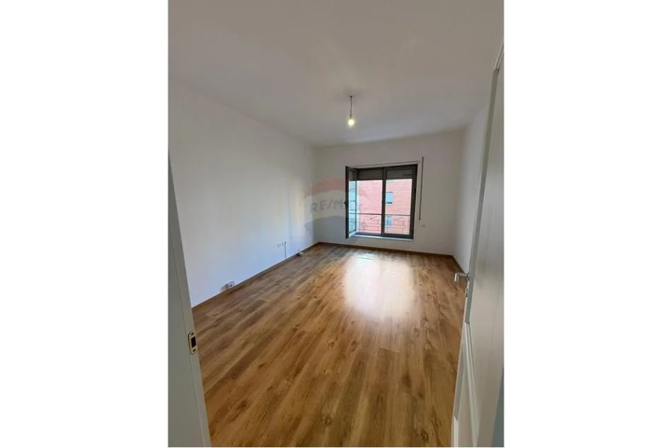 jepet me qera apartament 2+1 Kati 3, 100 m² 750 € (Kompliksi delijorgji)