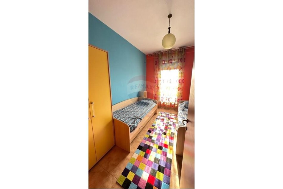 Tirane, jepet me qera apartament 2+1 Kati 5, 82 m² 700 € (Zogu i Zi, Shqipëri)