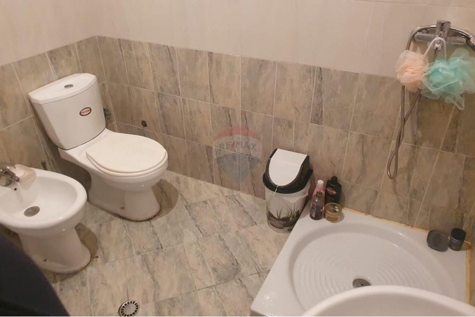 Tirane, jepet me qera apartament 2+1 , 101 m² 550 € (Pazari i Ri - ATSH)
