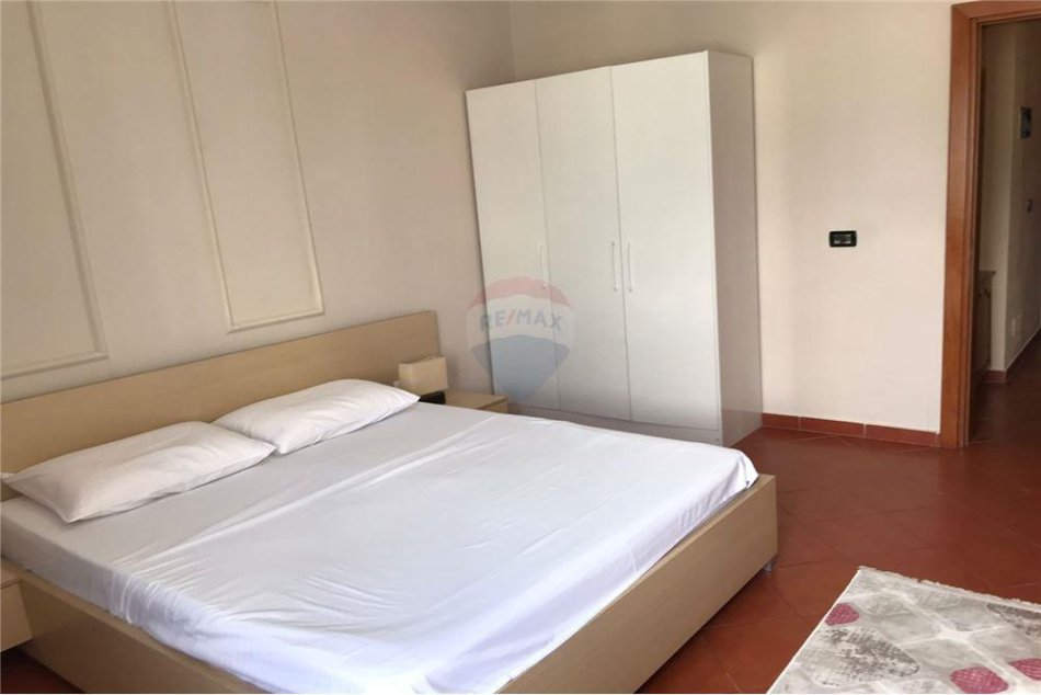 Tirane, jepet me qera 2+1 Kati 7, 82 m² 750 € (Rruga Sami Frasheri)