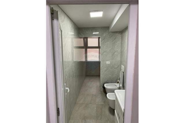 Tirane, jepet me qera apartament 2+1+BLK Kati 2, 95 m² 550 Euro (Myslym Shyri)