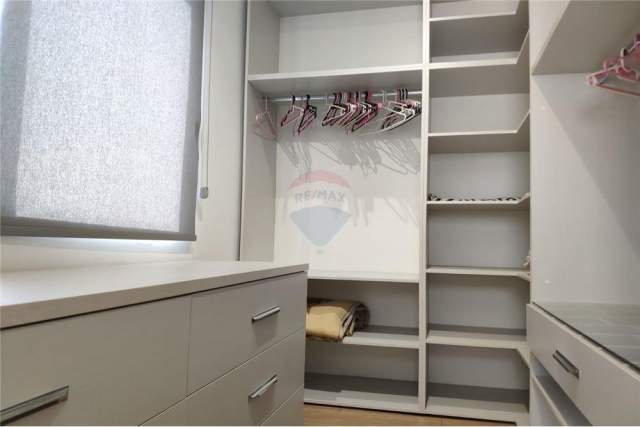 Tirane, jepet me qera apartament 2+1+BLK Kati 3, 150 m² 500 Euro (Jordan Misja)