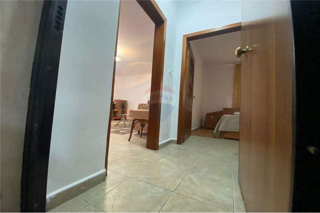 Tirane, jepet me qera apartament 1+1+BLK Kati 2, 55 m² 450  (9-Kateshet)