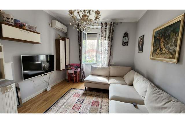 Tirane, jepet me qera apartament 2+1+BLK Kati 2, 74 m² 800 Euro (Shallvaret)