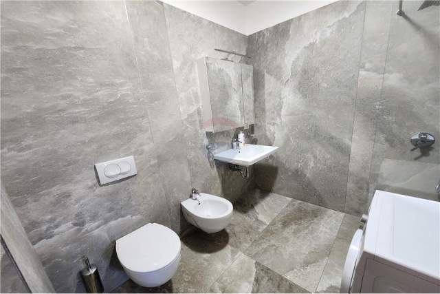 Tirane, jepet me qera apartament 2+1+BLK Kati 6, 105 m² 530 Euro (Siri Kodra)