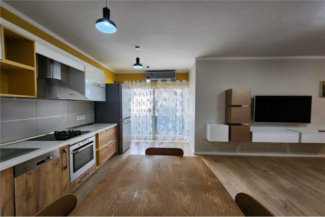 Tirane, jepet me qera apartament 2+1+BLK Kati 5, 95 m² 550 Euro (Ndre Mjeda)