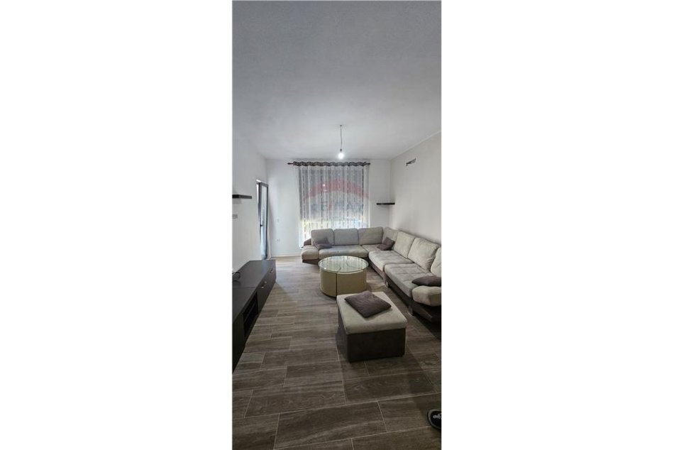 jepet me qera apartament 2+1 Kati 5, 70 m² 450 € (xhanfize keko)