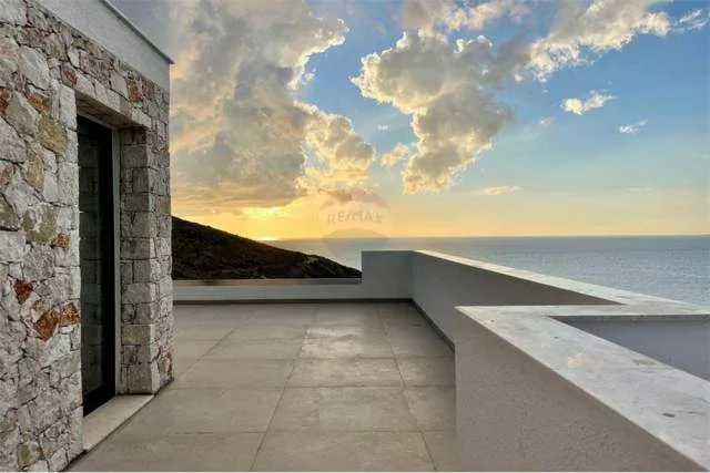 Sarande, shitet Vile 3 Katshe Kati 0, 400 m² 490.000 Euro (Sarandë, ne Berdenesh)