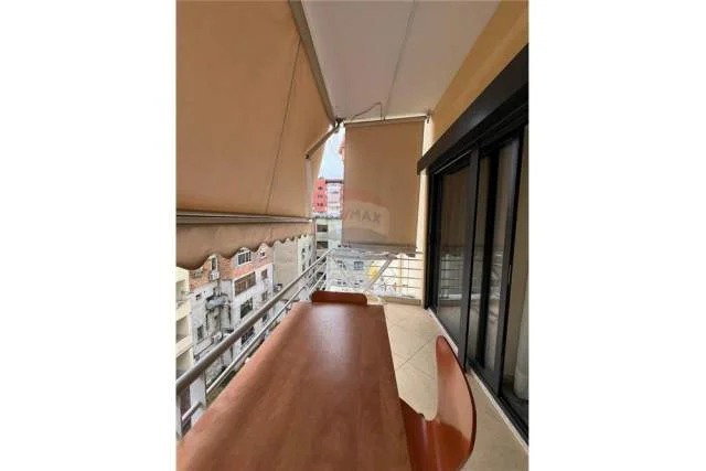 Tirane, jepet me qera apartament 1+1+BLK Kati 4, 60 m² 500 Euro