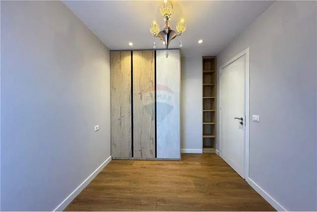 Tirane, shitet apartament 2+1 Kati 5, 71 m² 250.000 Euro (Super apartament 2+1 luksoz tek Stadium)